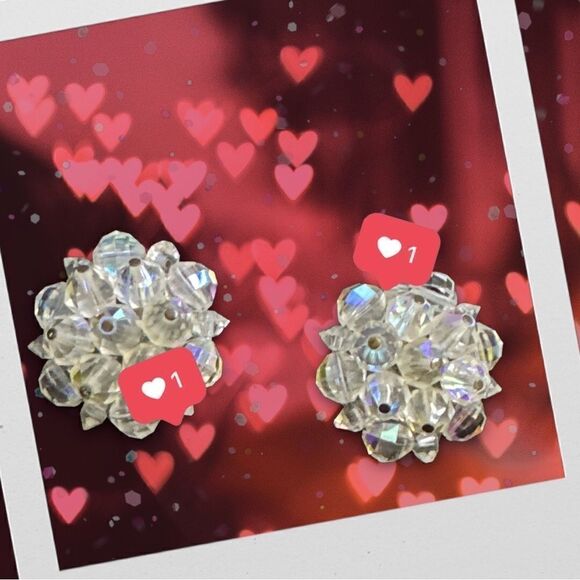 Vintage Laguna AB Crystal cluster earrings clip back - Picture 7 of 8